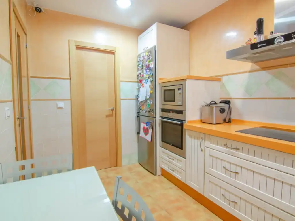 Cuina de Casa o xalet en venda en La Rinconada