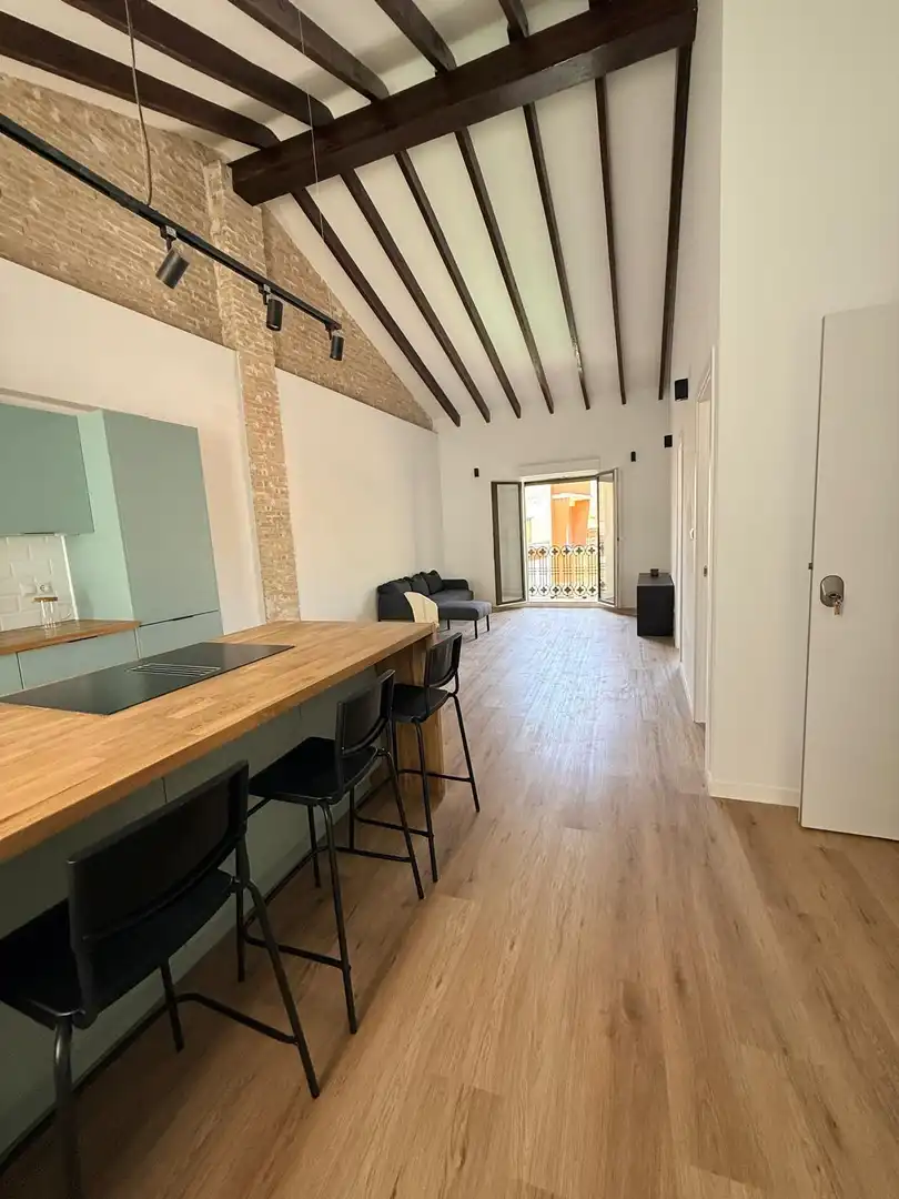 Wohnzimmer von Dachboden zur Miete in Carcaixent mit Balkon