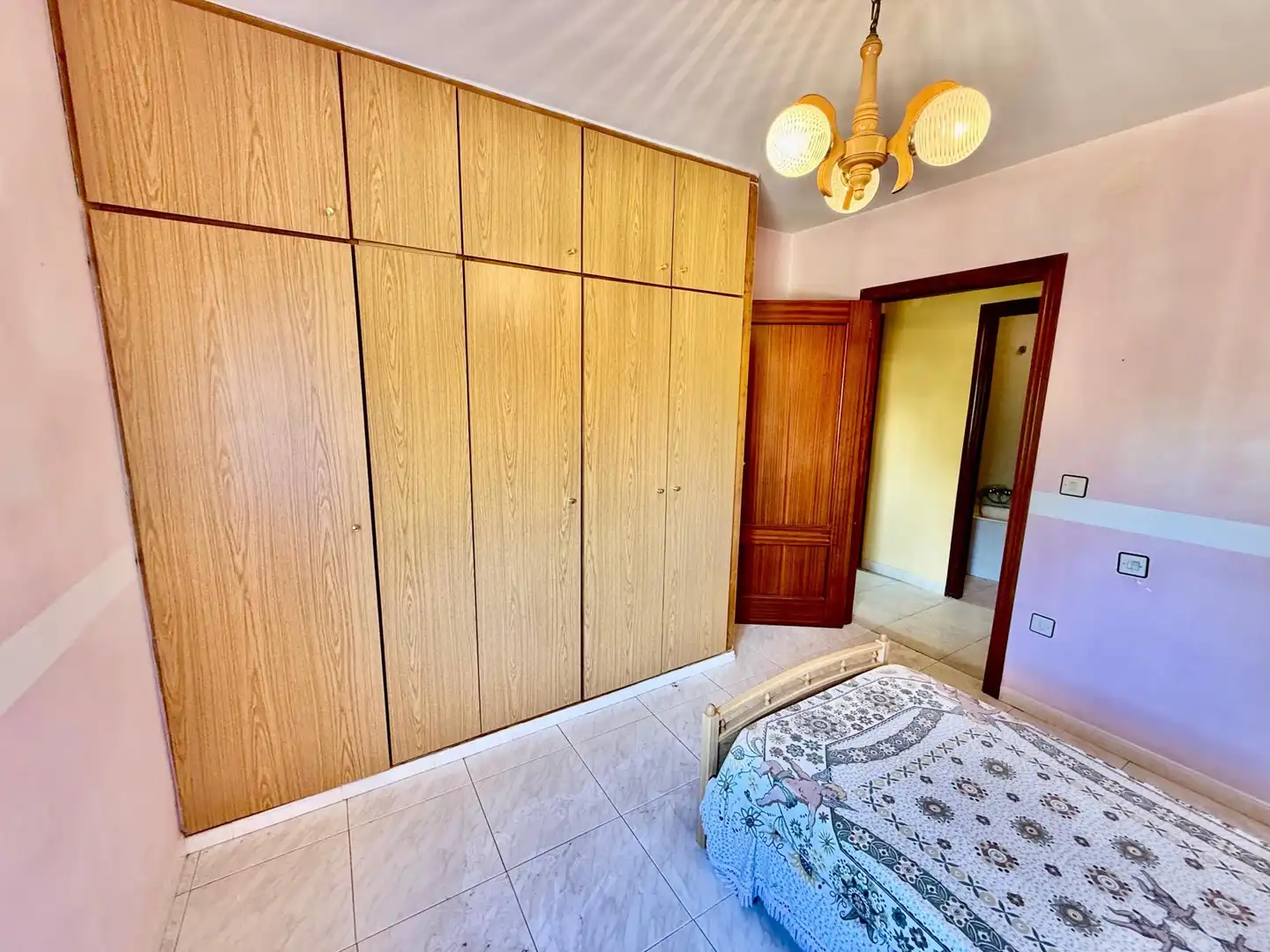 Bedroom of Buildings for sale in Villaquejida