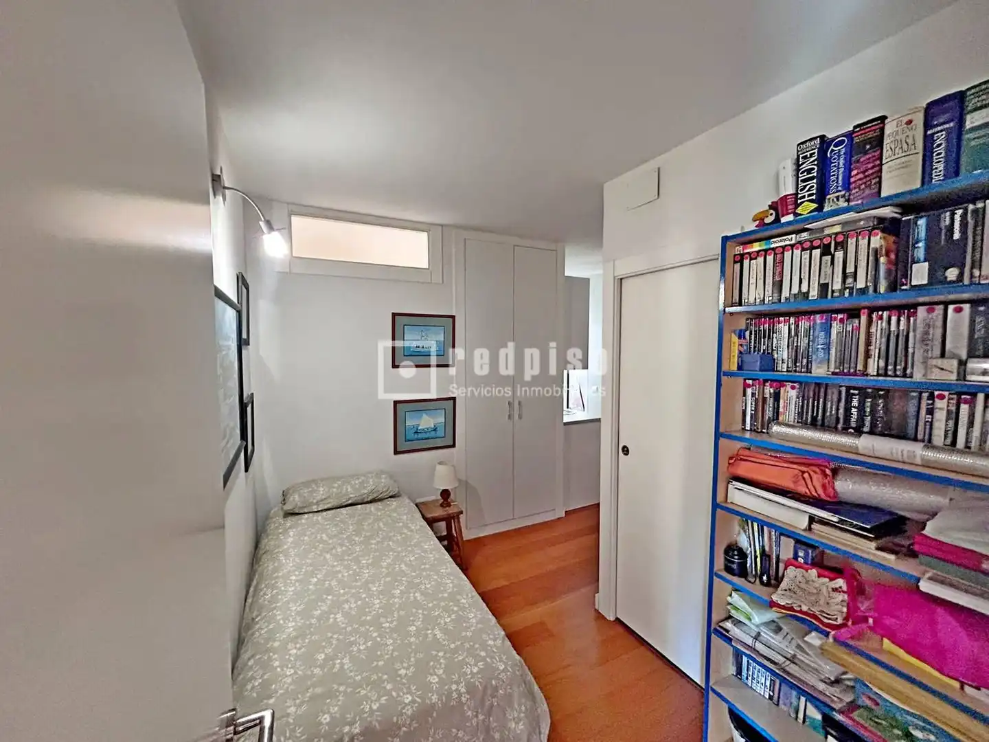 Habitación de Piso en venta en Madrid con Calefacción y Terraza