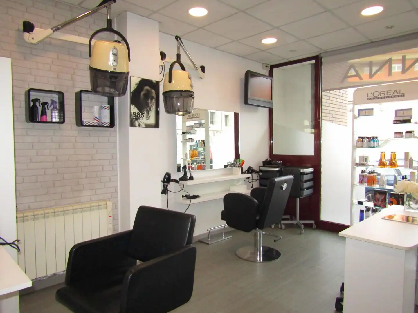 Commercial properties for sale in Roda de Ter  with Air Conditioner