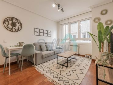 Appartement avec ascenseur à louer à Calle González Besada