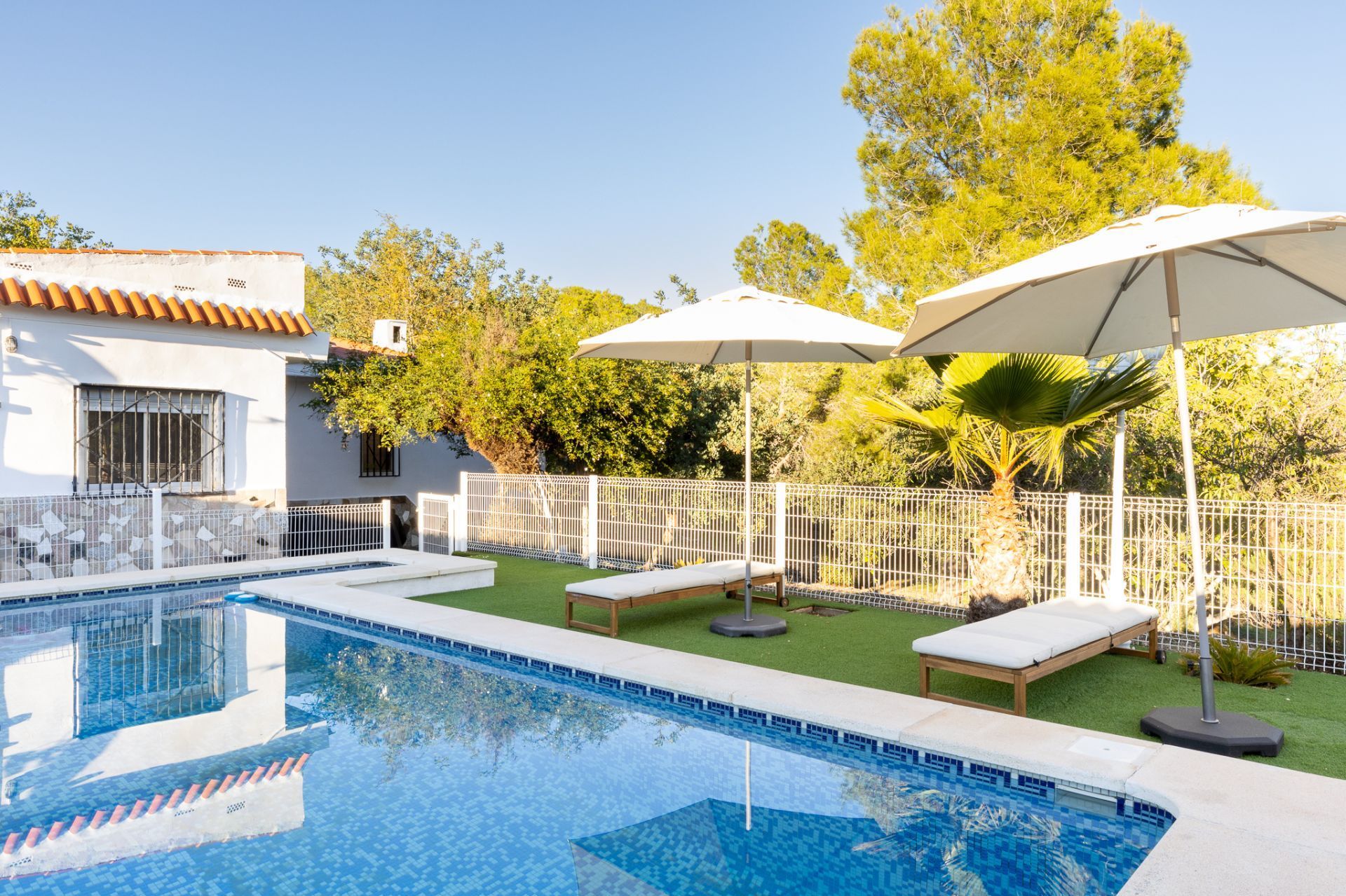 Piscina de Finca rústica en venda en Vilamarxant amb Aire condicionat, Calefacció i Jardí privat