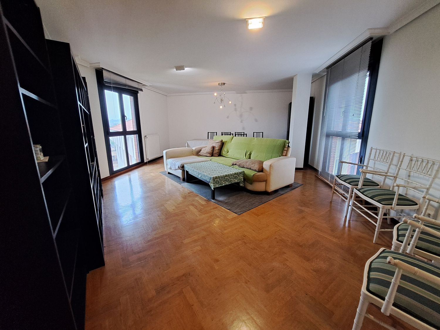 Living room of Flat to rent in Gijón   with Heating, Private garden and Storage room