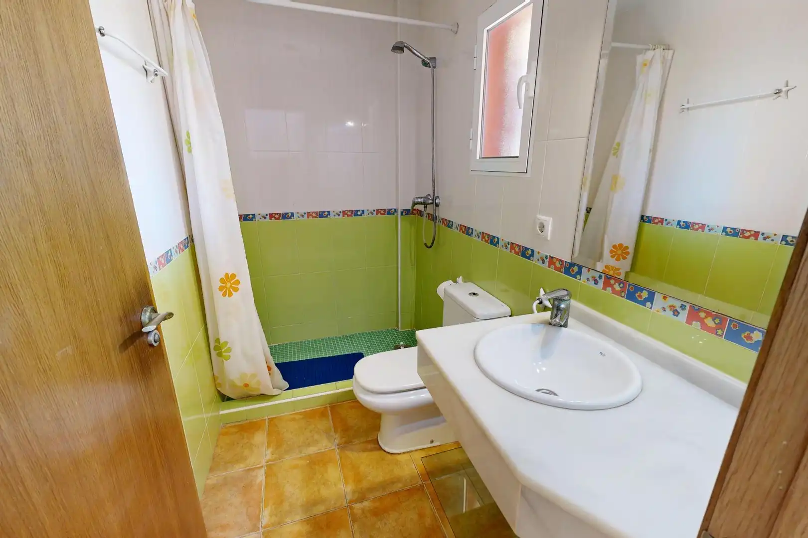 Baño de Casa adosada en venta en Cartagena con Terraza, Trastero y Balcón