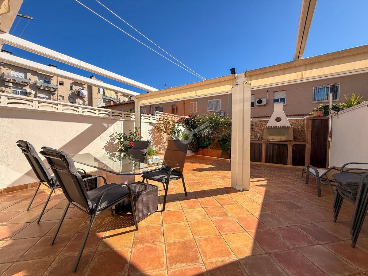 Terrassa de Casa o xalet en venda en El Vendrell amb Aire condicionat, Calefacció i Parquet