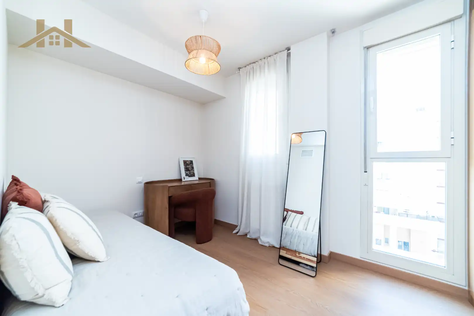 Habitación de Piso en venta en Madrid con Calefacción, Terraza y Trastero