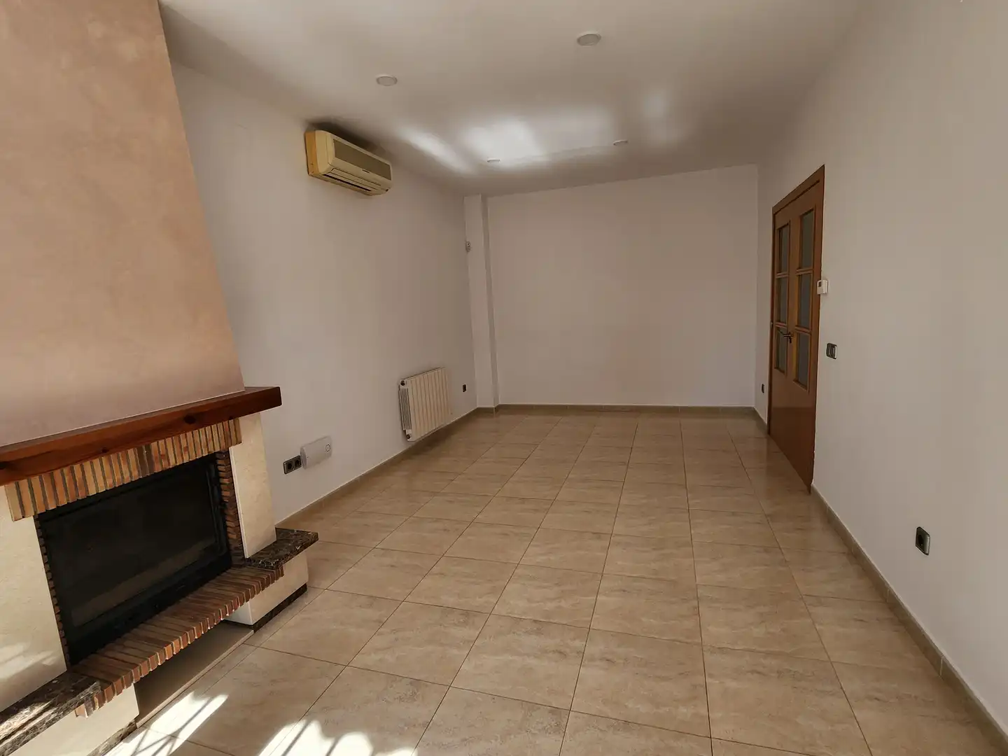 Casa adosada en venta en Roda de Berà con Aire acondicionado, Calefacción y Terraza
