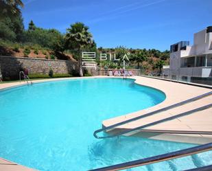 Swimming pool of Flat for sale in Marbella  with Air Conditioner, Terrace and Swimming Pool