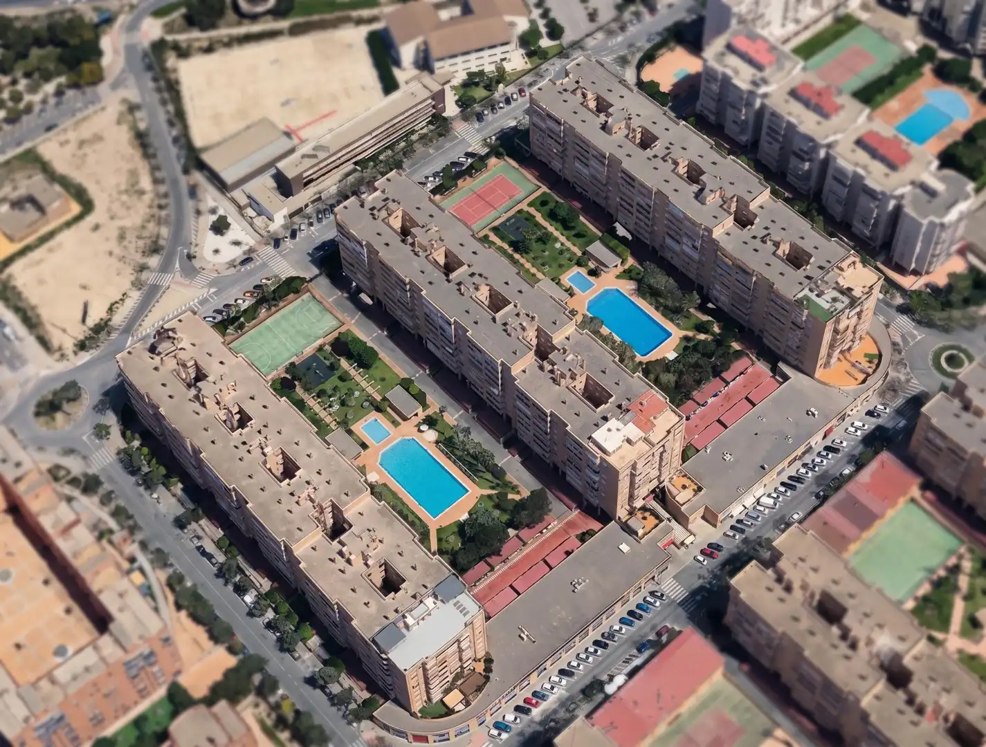 Vista exterior de Apartament en venda en Alicante / Alacant amb Terrassa, Balcó i Alarma