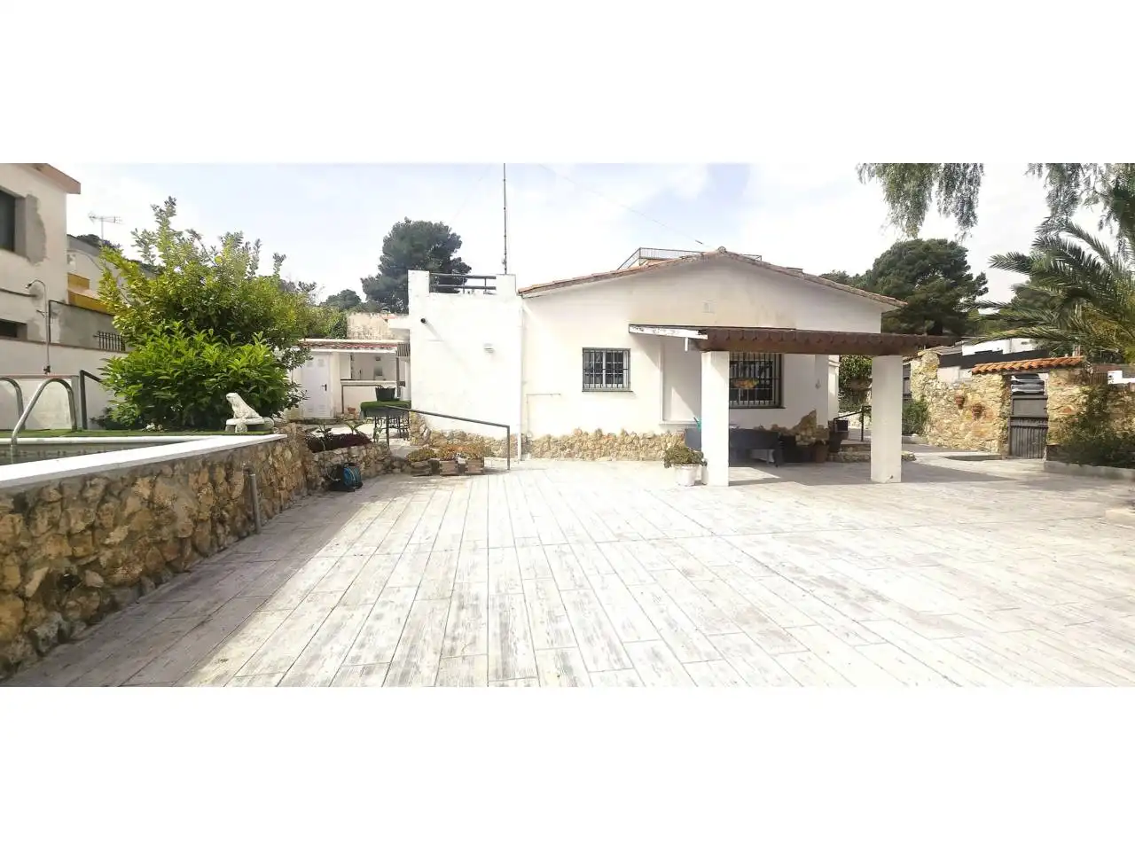 Vista exterior de Casa o xalet en venda en Creixell amb Aire condicionat, Calefacció i Moblat