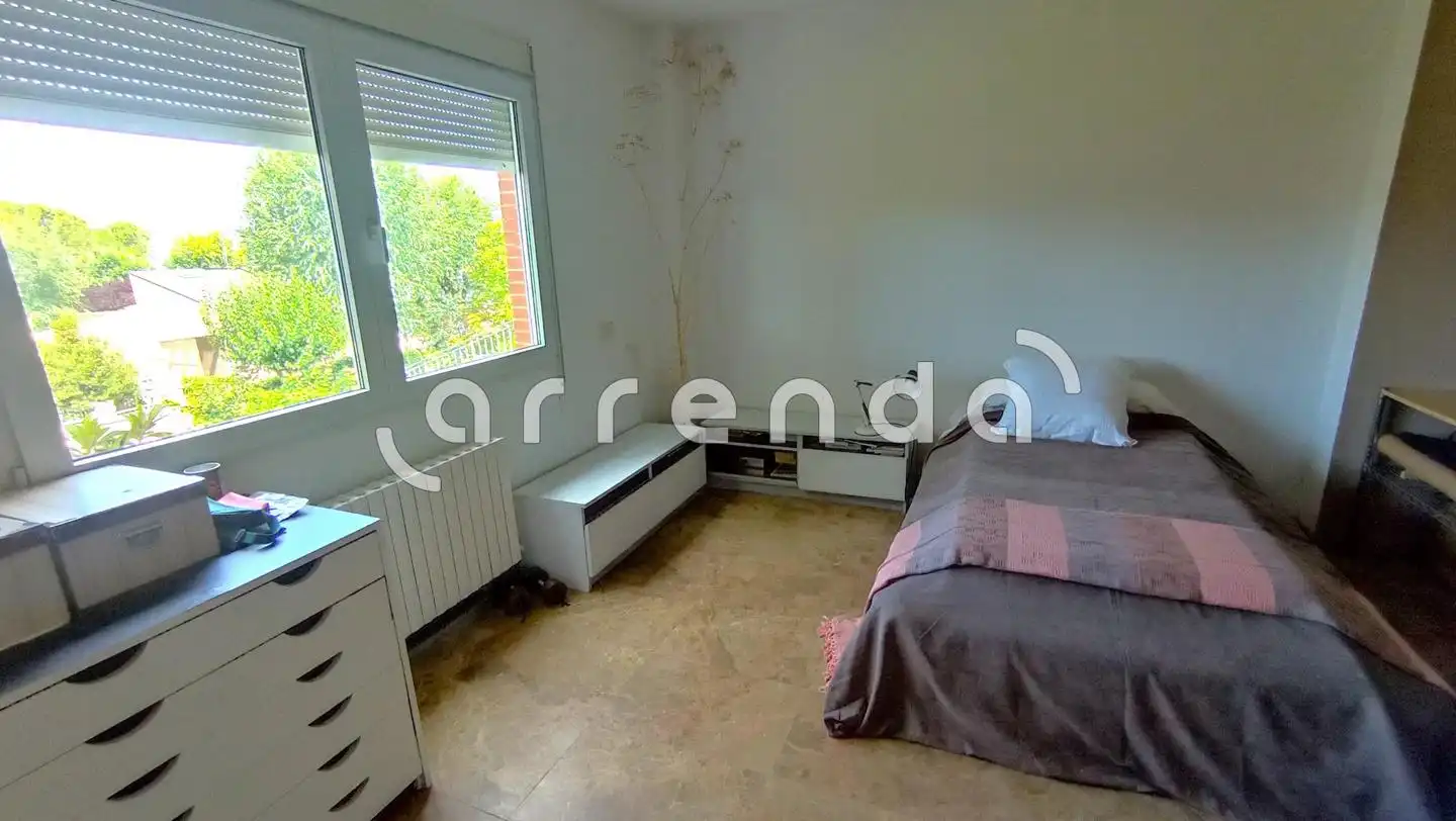 Habitación de Casa o chalet en venta en Villalbilla con Calefacción, Jardín privado y Terraza