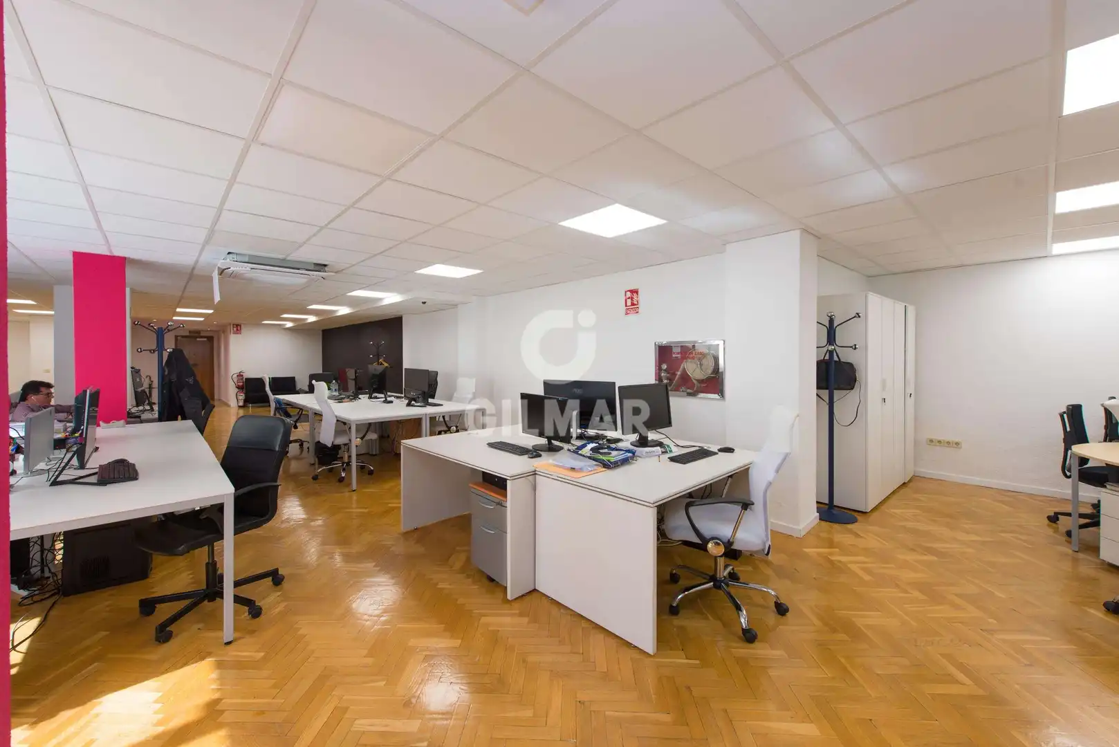Büro zum Verkauf in Madrid mit Heizung