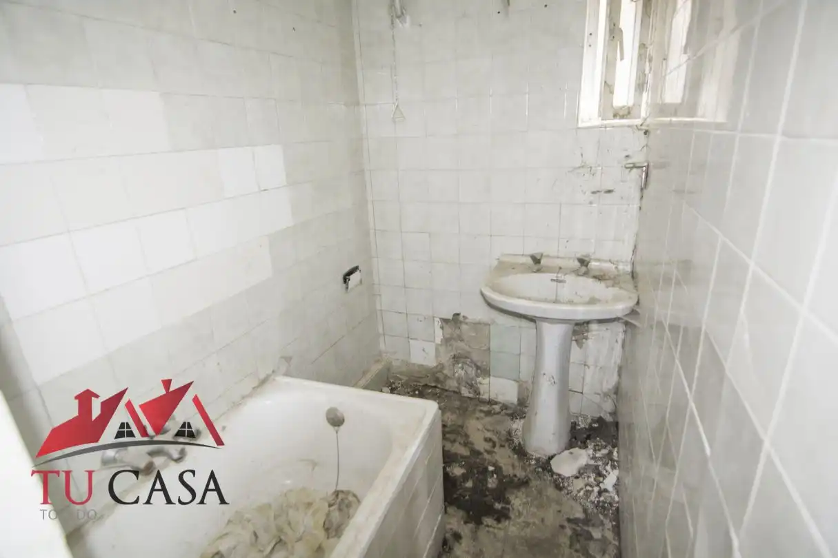 Bany de Casa o xalet en venda en Toledo