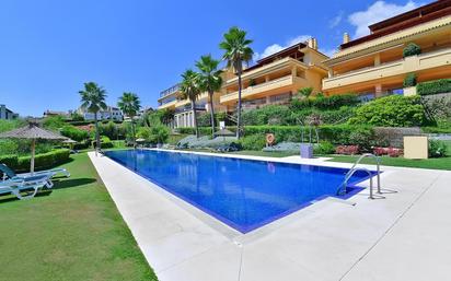 Piscina de Àtic en venda en Marbella amb Aire condicionat, Calefacció i Terrassa