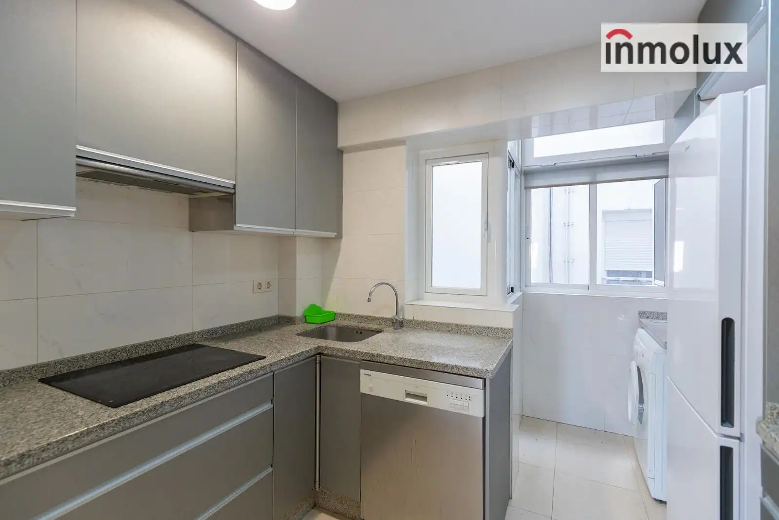 Küche von Wohnung zum Verkauf in Alicante / Alacant mit Klimaanlage, Heizung und Terrasse