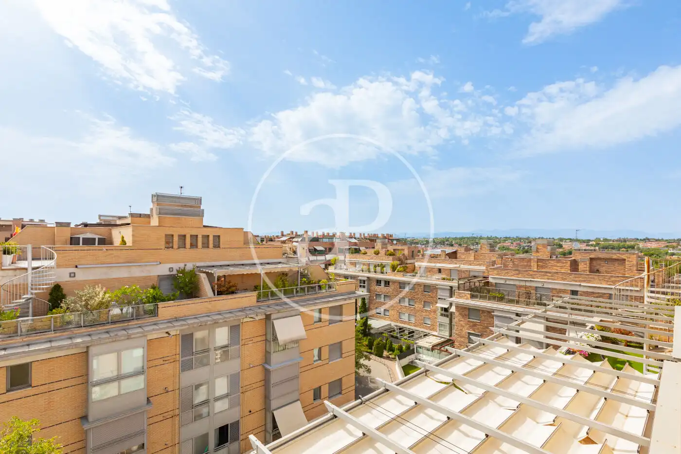 Vista exterior de Piso en venta en Madrid con Aire acondicionado, Calefacción y Terraza