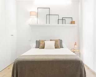 Bedroom of Flat to rent in Burgos Capital  with Air Conditioner, Furnished and TV