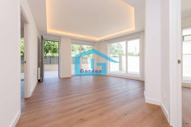 Planta baja en Venta en N/A, 14 en Sanxenxo pueblo