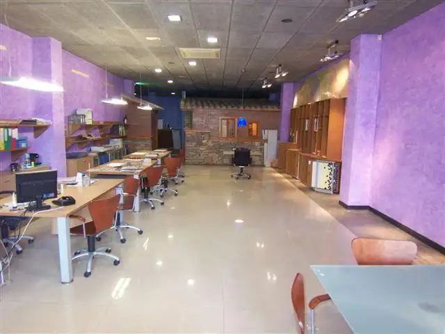 Local comercial en venda a Onda