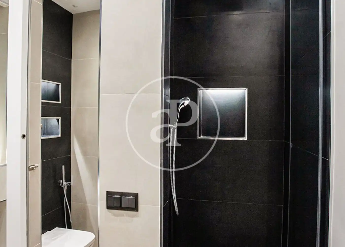 Flat for rent in C. de Fúcar, Cortes - Huertas