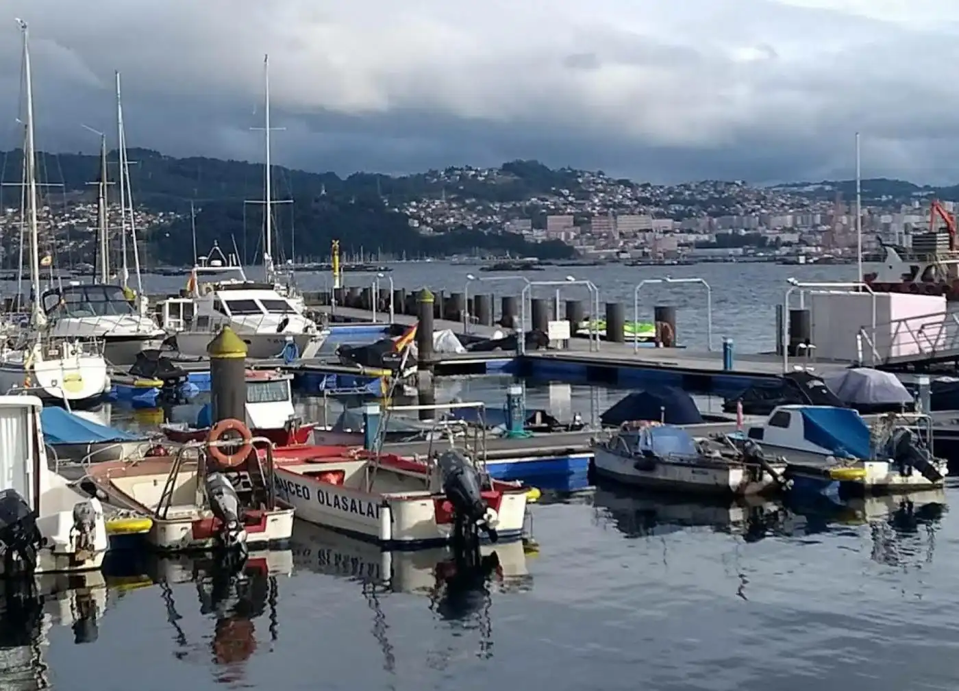 Parkplatz von Residential zum Verkauf in Moaña