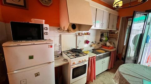 Foto 3 de Piso en venta en Carrer de Ramoneda, La Gavarra, Cornellà de Llobregat