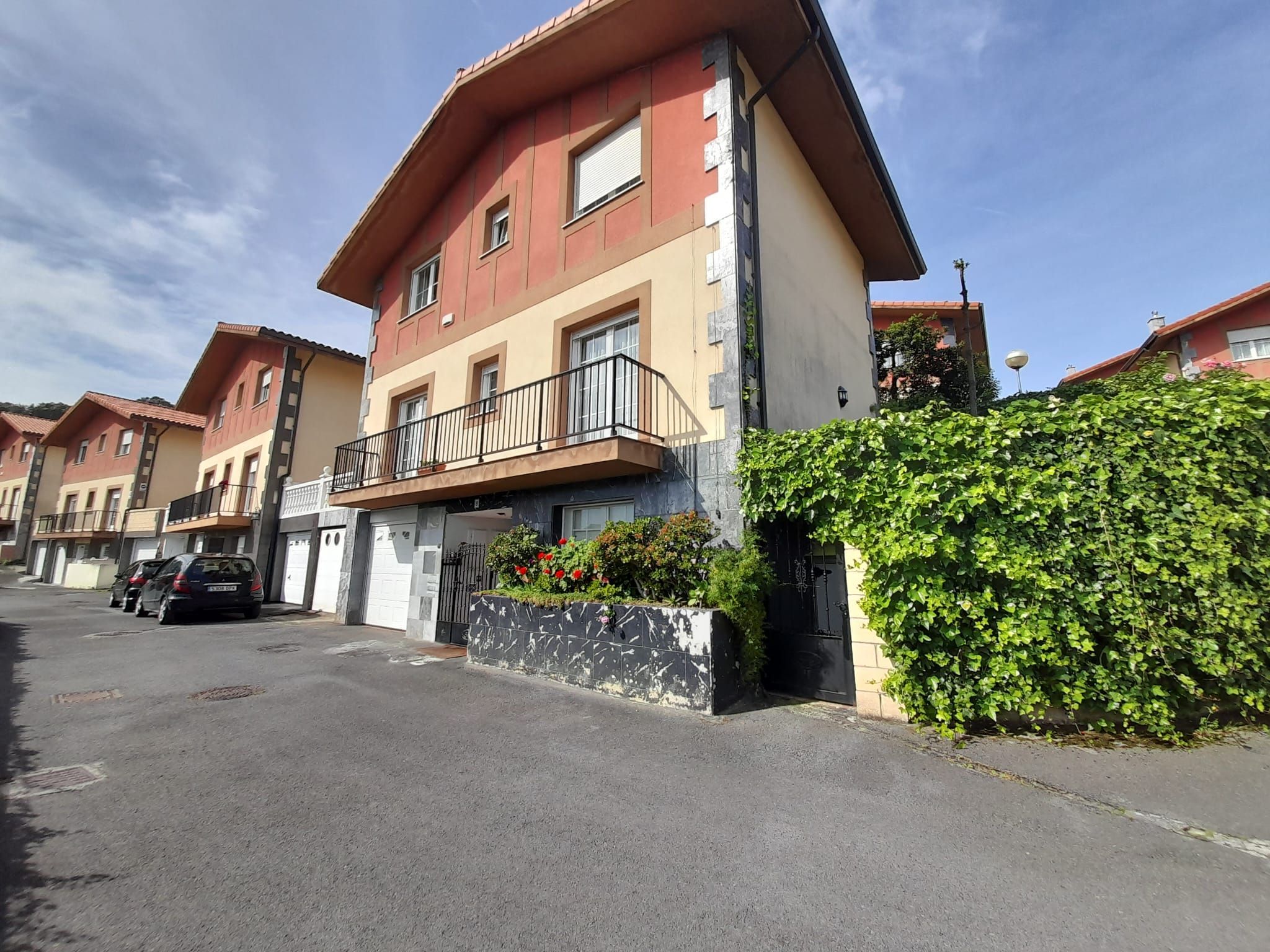 Haus oder Chalet zum verkauf in Barrio Cerdigo, Oriñón - Allendelagua, Castro-Urdiales