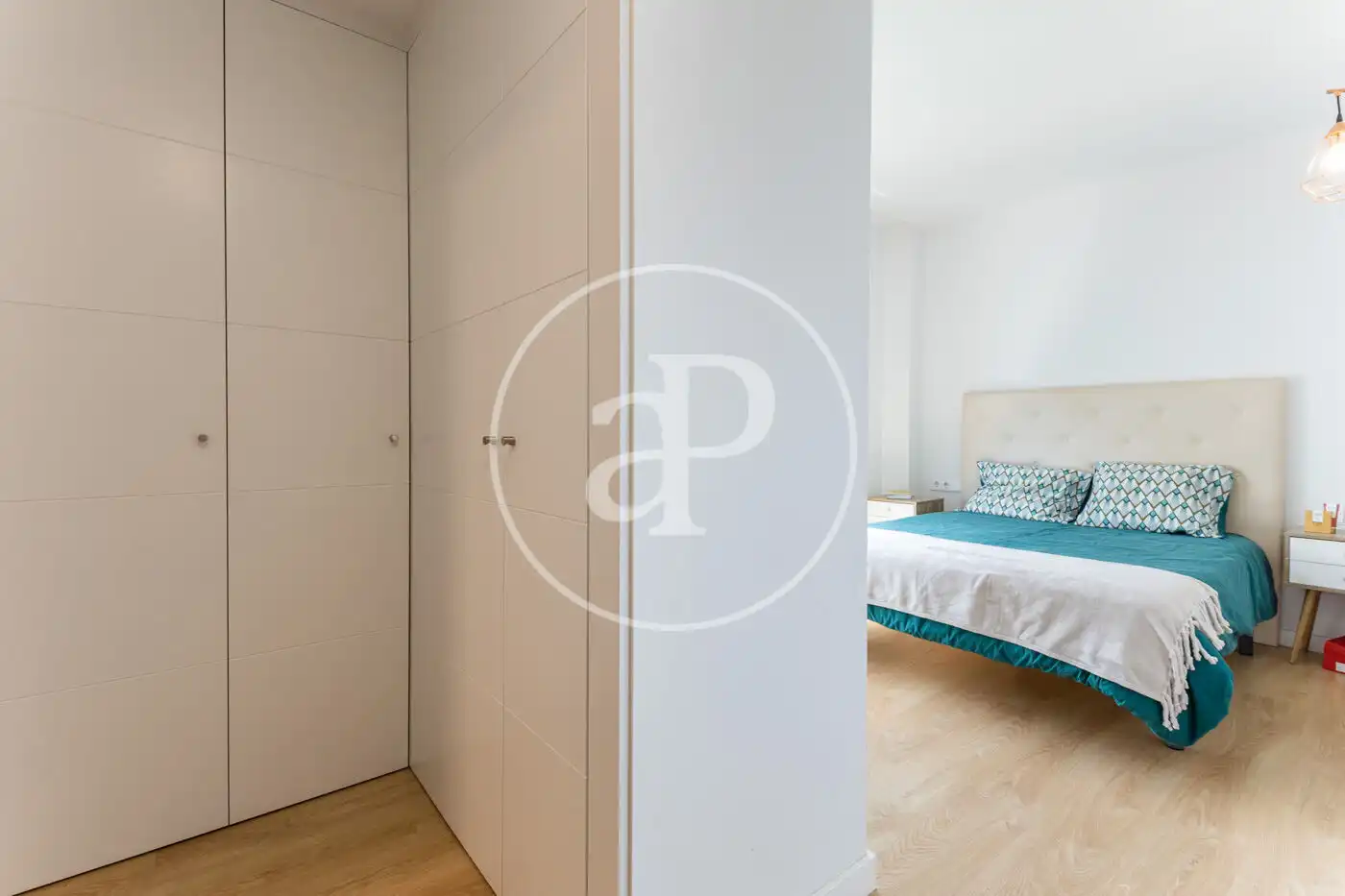 Dormitori de Pis en venda en Sant Cugat del Vallès amb Aire condicionat, Jardí privat i Terrassa