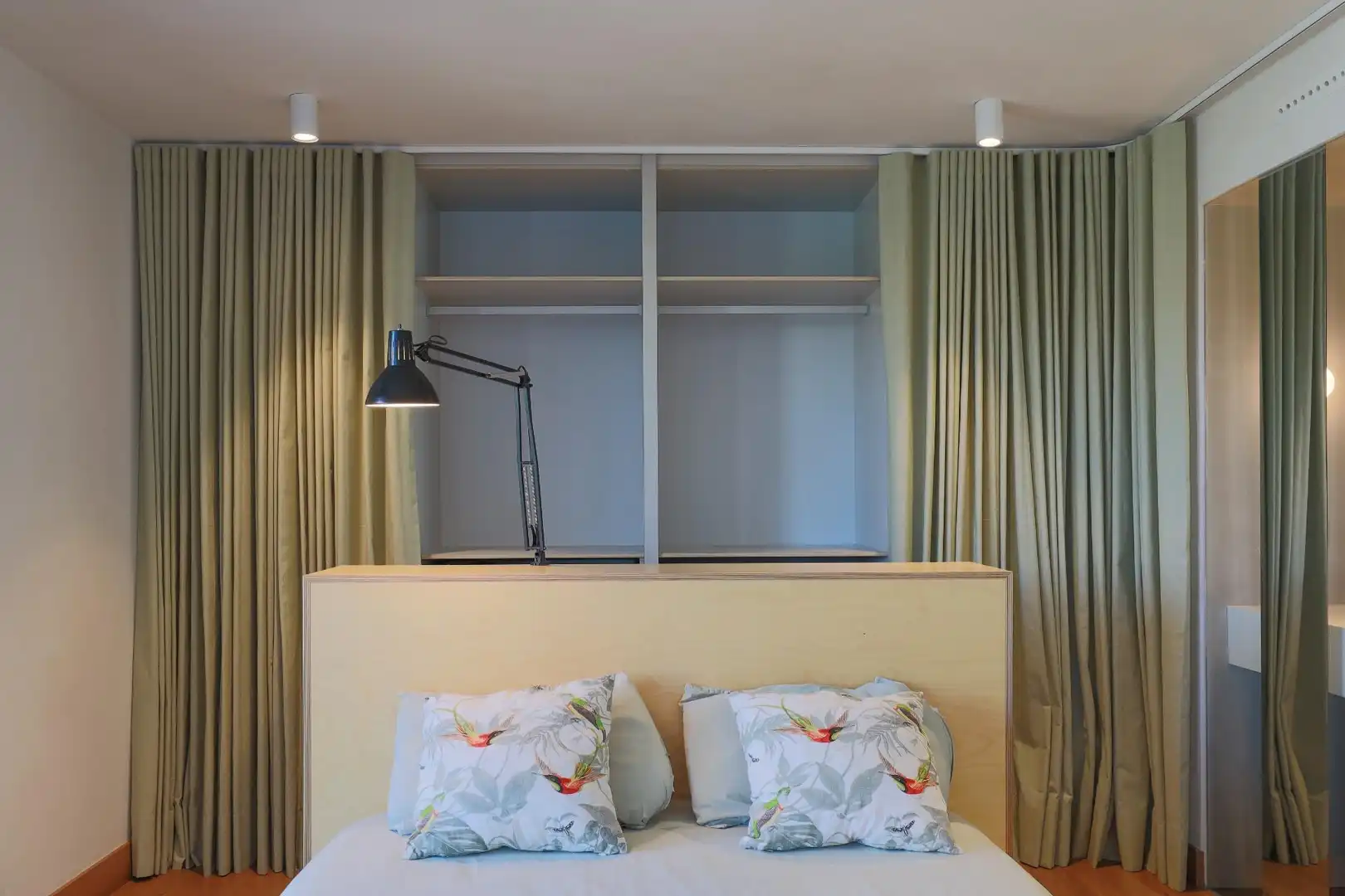 Schlafzimmer von Wohnung zum Verkauf in L'Hospitalet de Llobregat mit Klimaanlage, Heizung und Parkett