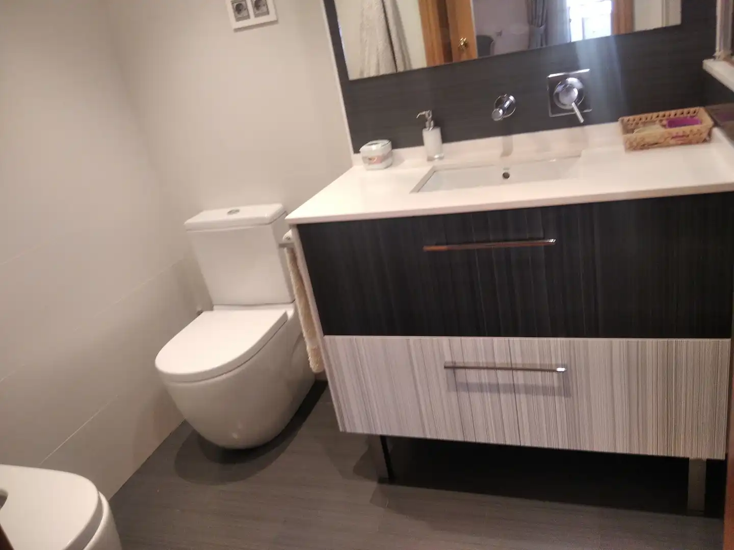 Baño de Ático en venta en Tarragona con Aire acondicionado, Calefacción y Parquet