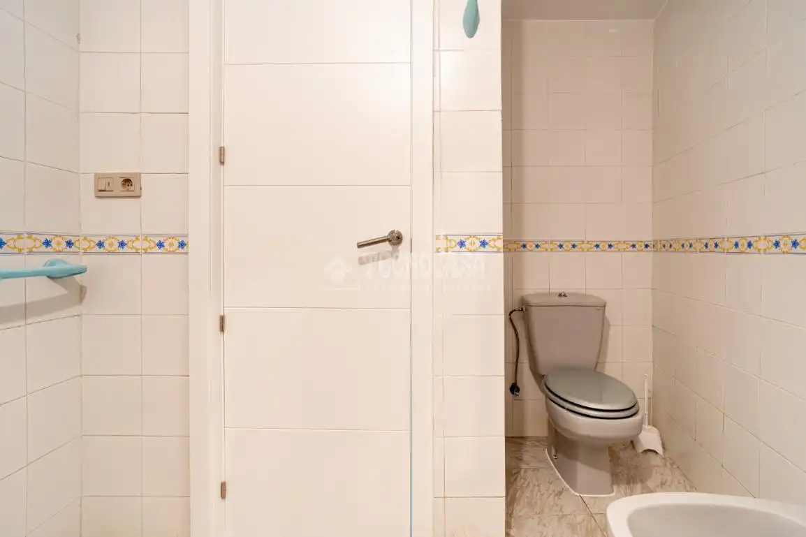 Baño de Casa adosada en venta en Cogollos de la Vega