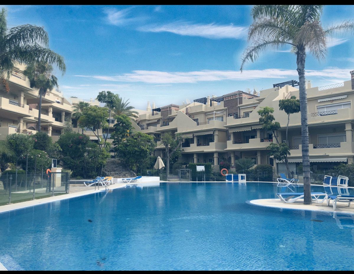 Exterior view of Flat for sale in Estepona  with Air Conditioner, Terrace and Furnished