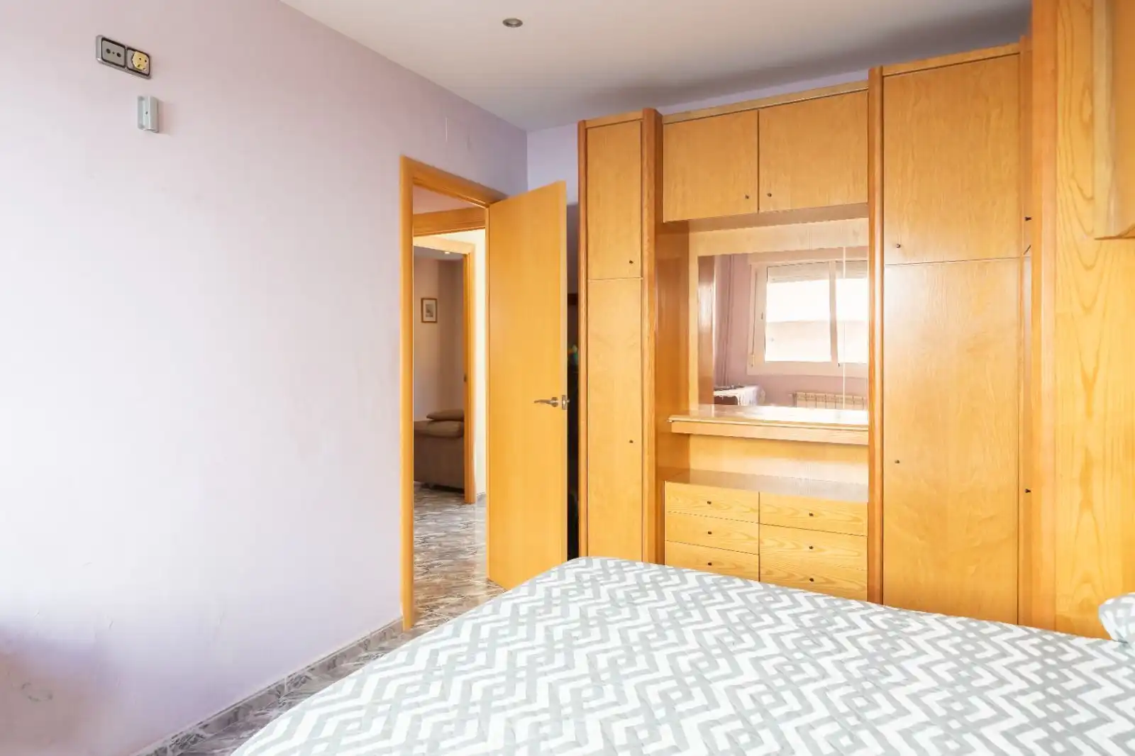 Habitación de Piso en venta en Badalona con Calefacción