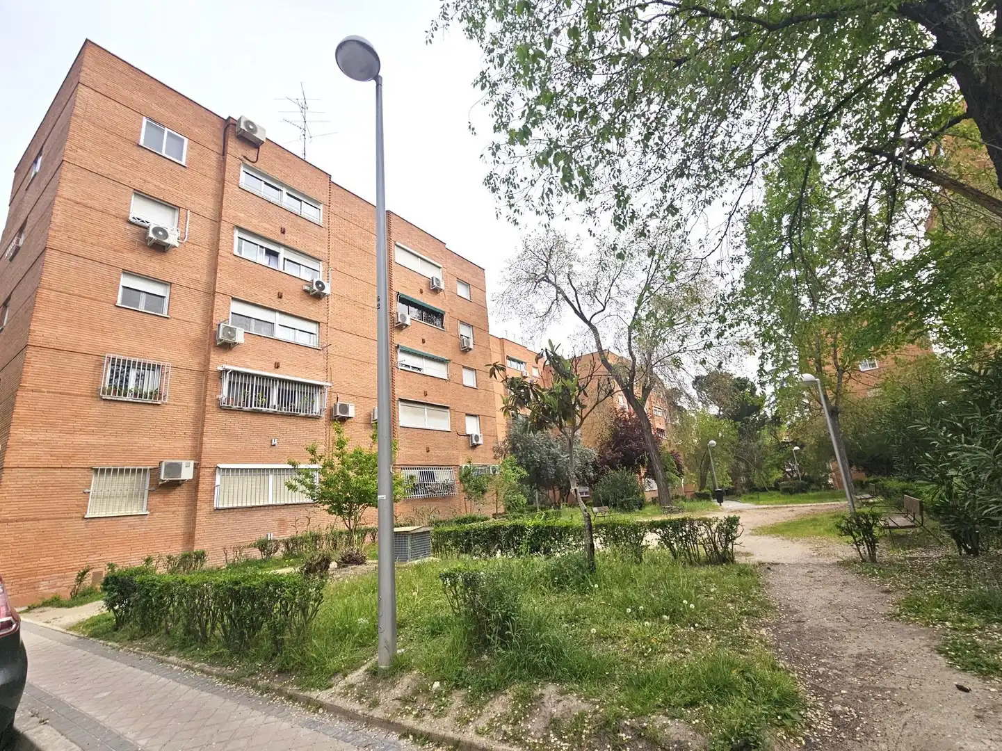 Vista exterior de Pis en venda en  Madrid Capital amb Aire condicionat i Alarma