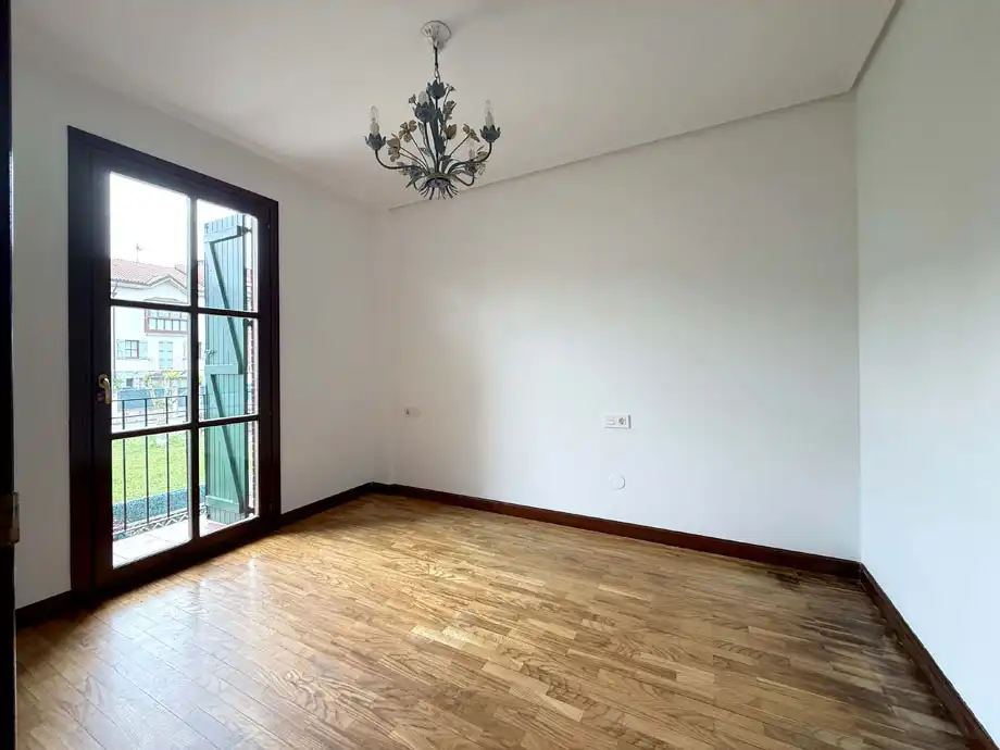 Sala de estar de Casa o chalet en venta en Legutio con Calefacción