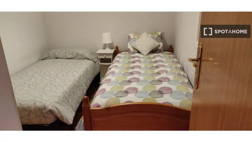 Schlafzimmer von Wohnungen zur untervermieten in Donostia - San Sebastián  mit Klimaanlage, Terrasse und Möbliert