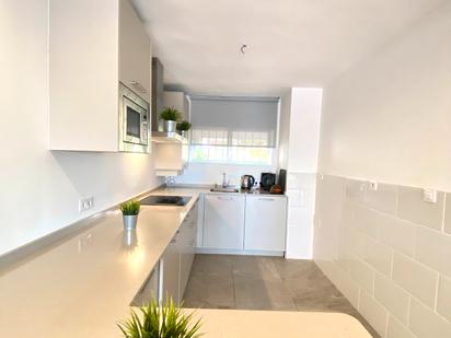 Kitchen of Apartment for sale in Benalmádena  with Terrace