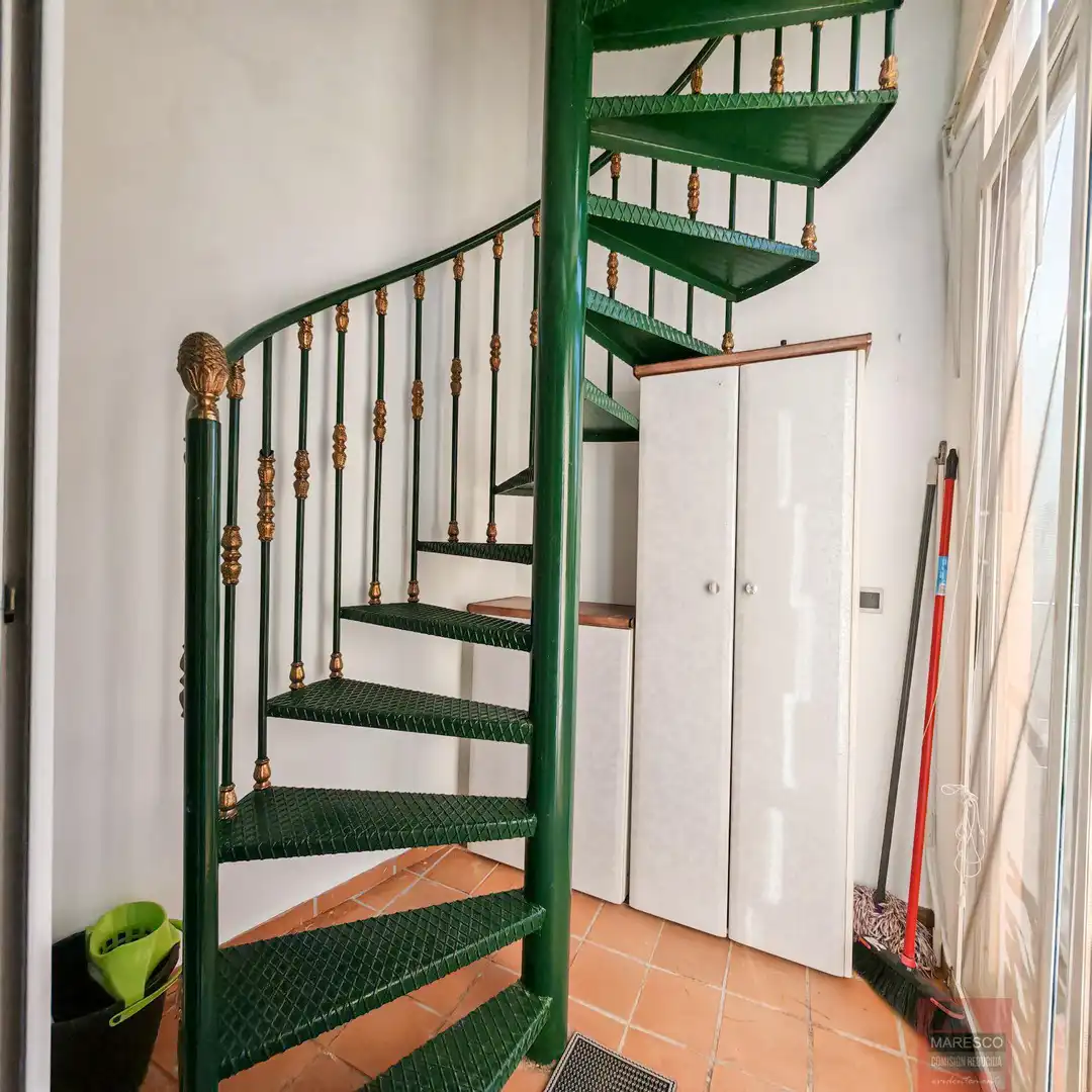 Attic for sale in Fuengirola  with Air Conditioner, Terrace and Community pool