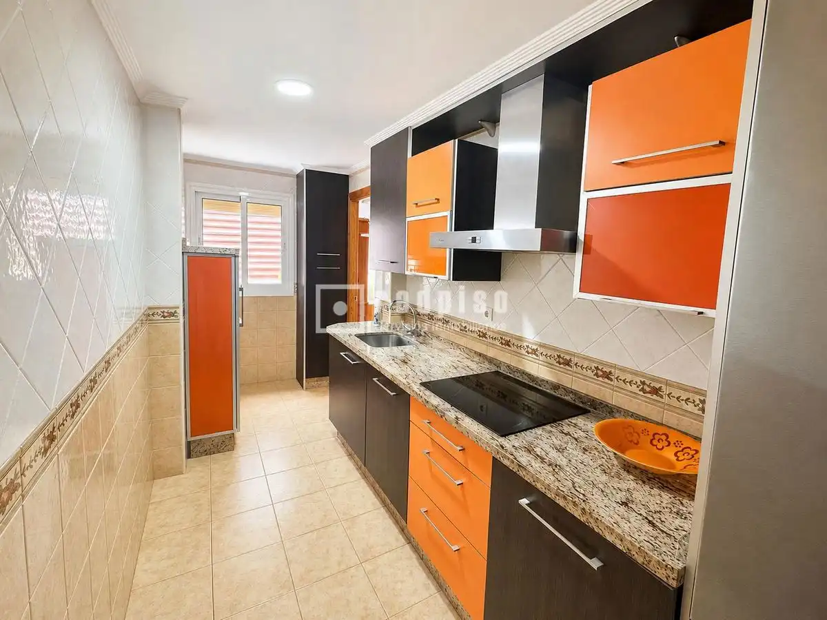Küche von Wohnung zur Miete in Torremolinos mit Klimaanlage, Terrasse und Möbliert