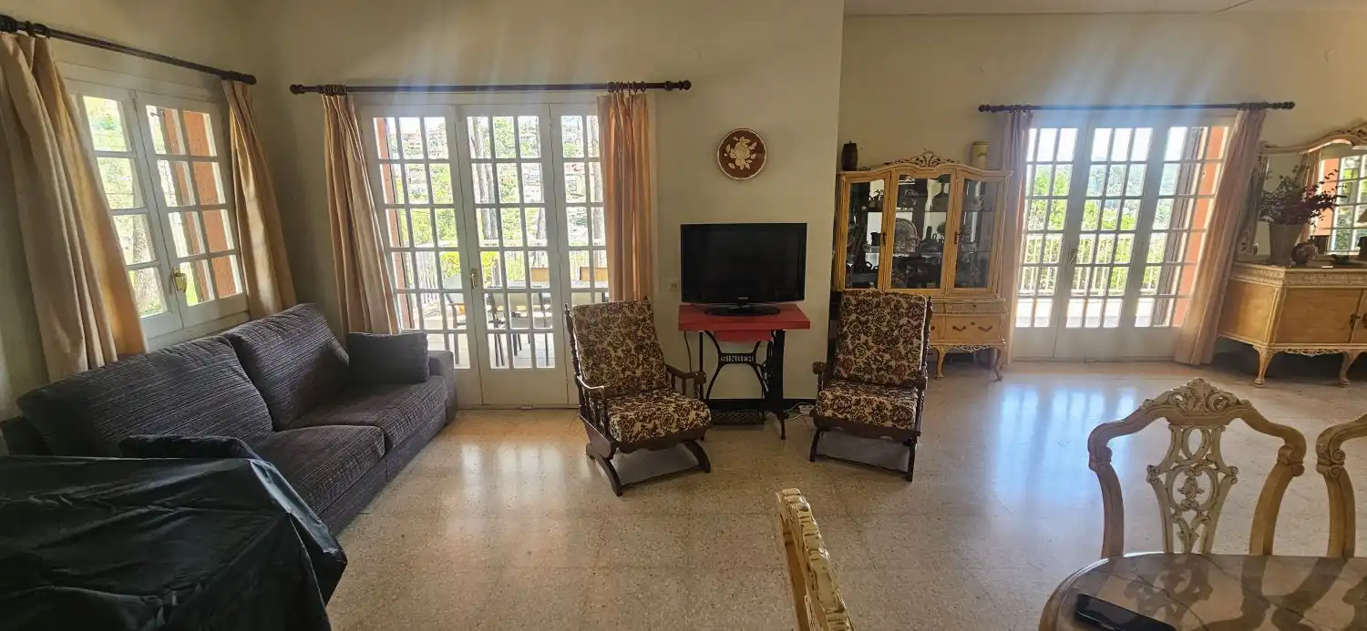 Sala de estar de Casa o chalet en venta en Corbera de Llobregat con Aire acondicionado, Calefacción y Terraza
