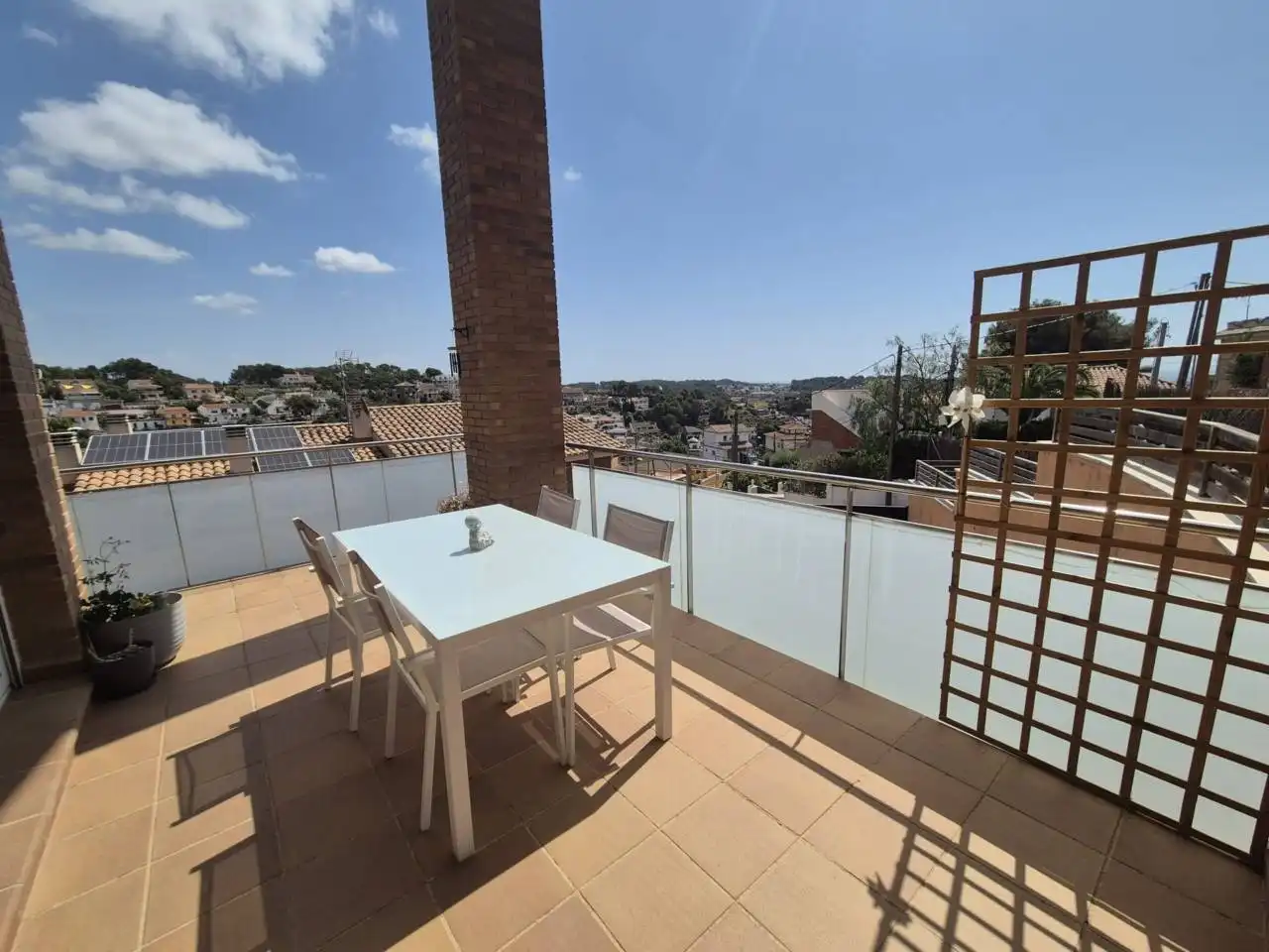 Terrassa de Casa o xalet en venda en Cubelles amb Terrassa i Piscina