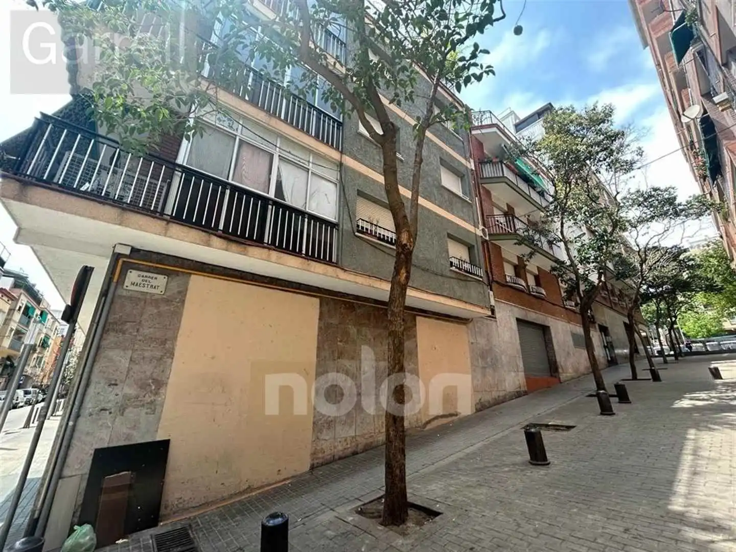 Vista exterior de Piso en venta en Barcelona con Terraza