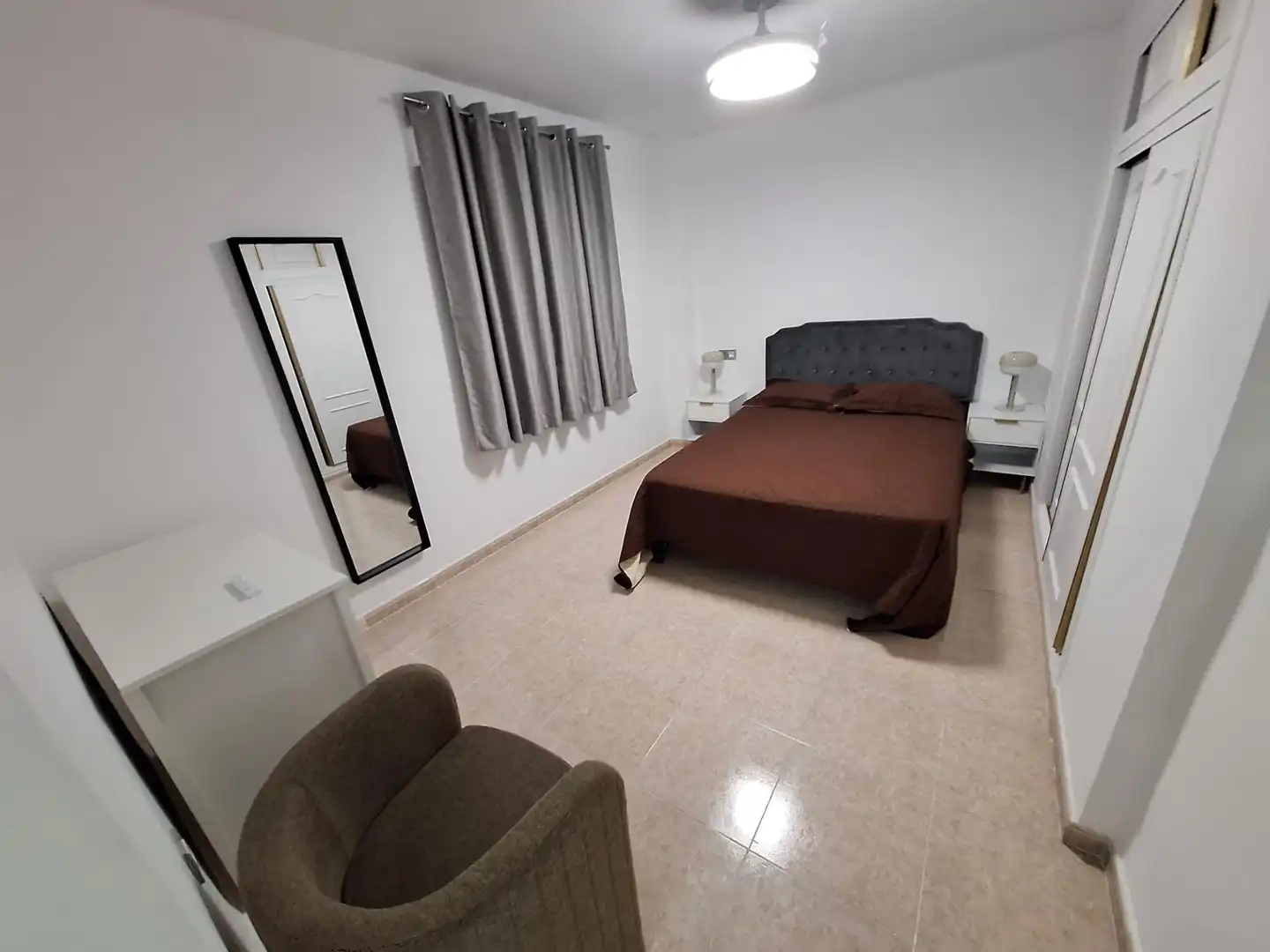 Bedroom of Apartments for rent in Torrevieja  with Air Conditioner and Balcony
