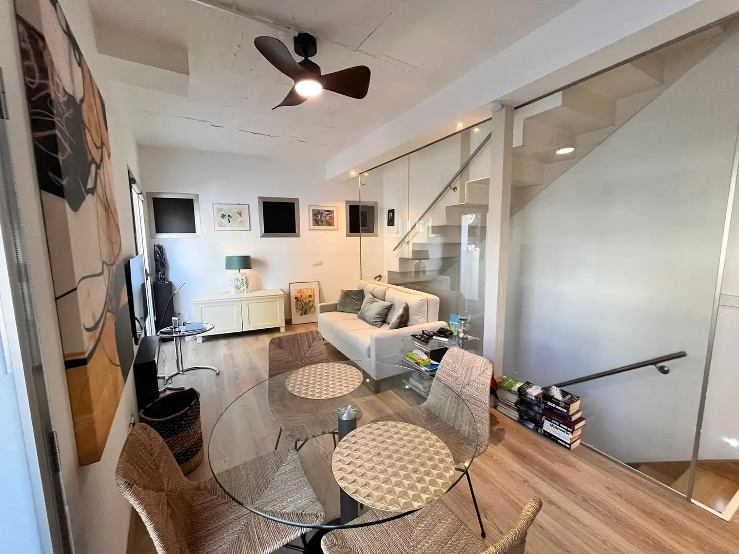Sala de estar de Ático en venta en Marbella con Aire acondicionado y Terraza