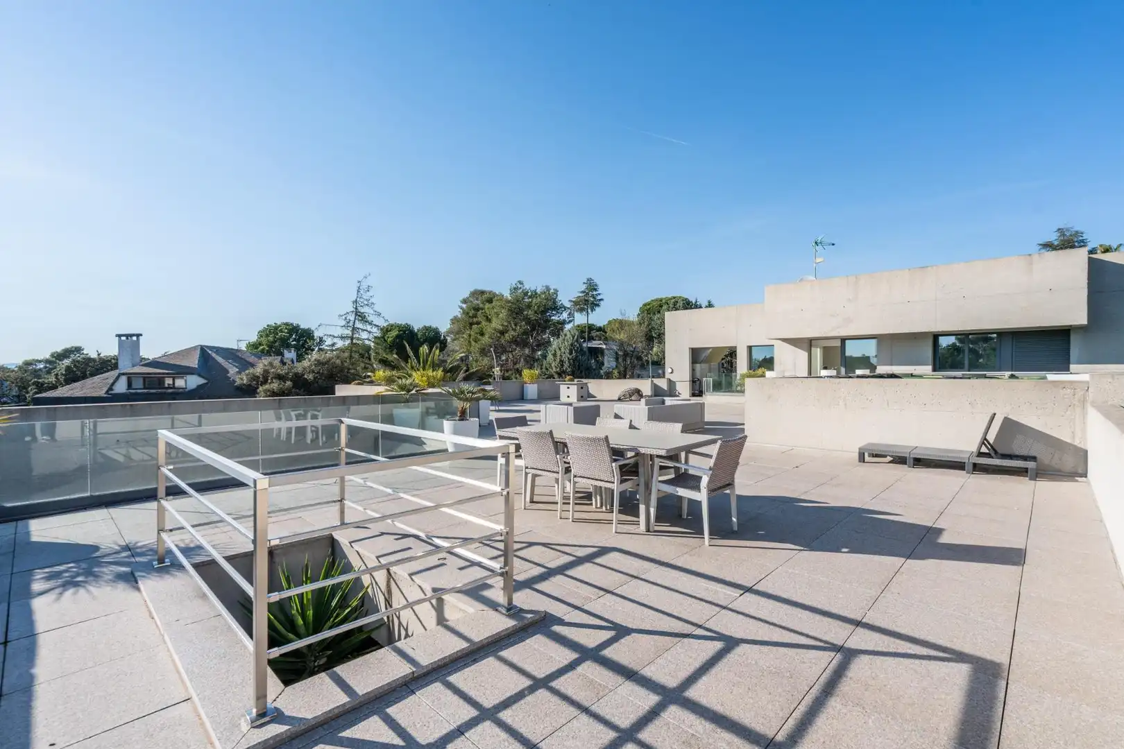 Terrassa de Casa o xalet en venda en Villaviciosa de Odón amb Aire condicionat, Calefacció i Jardí privat