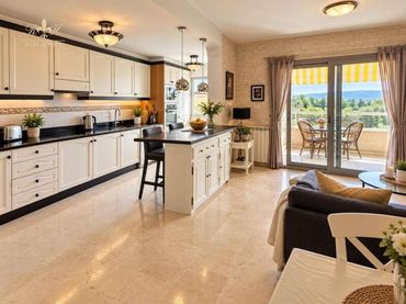 Ático con balcón en venta en Camino Viejo de Altea