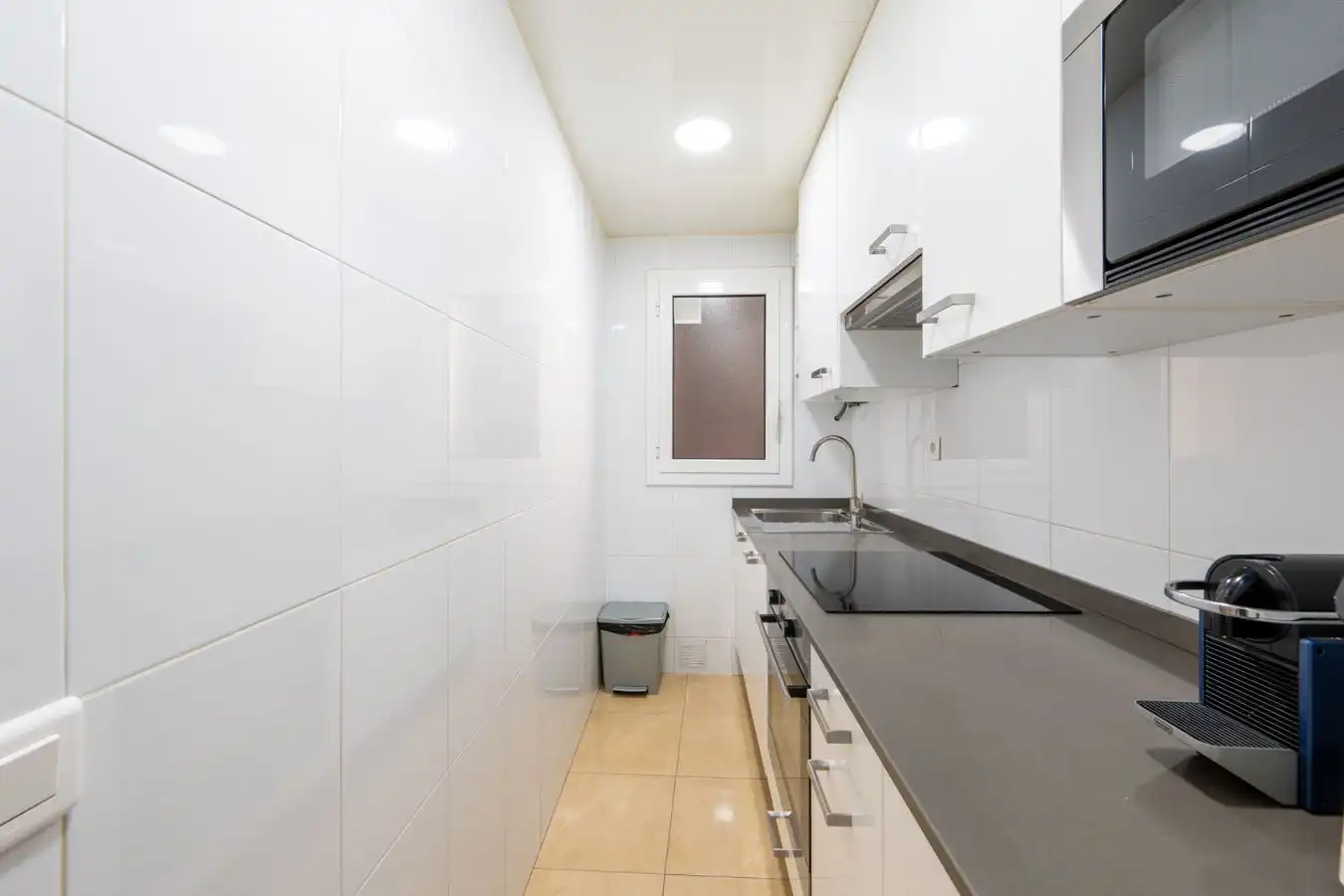 Küche von Wohnung zum Verkauf in Barcelona mit Klimaanlage, Heizung und Möbliert