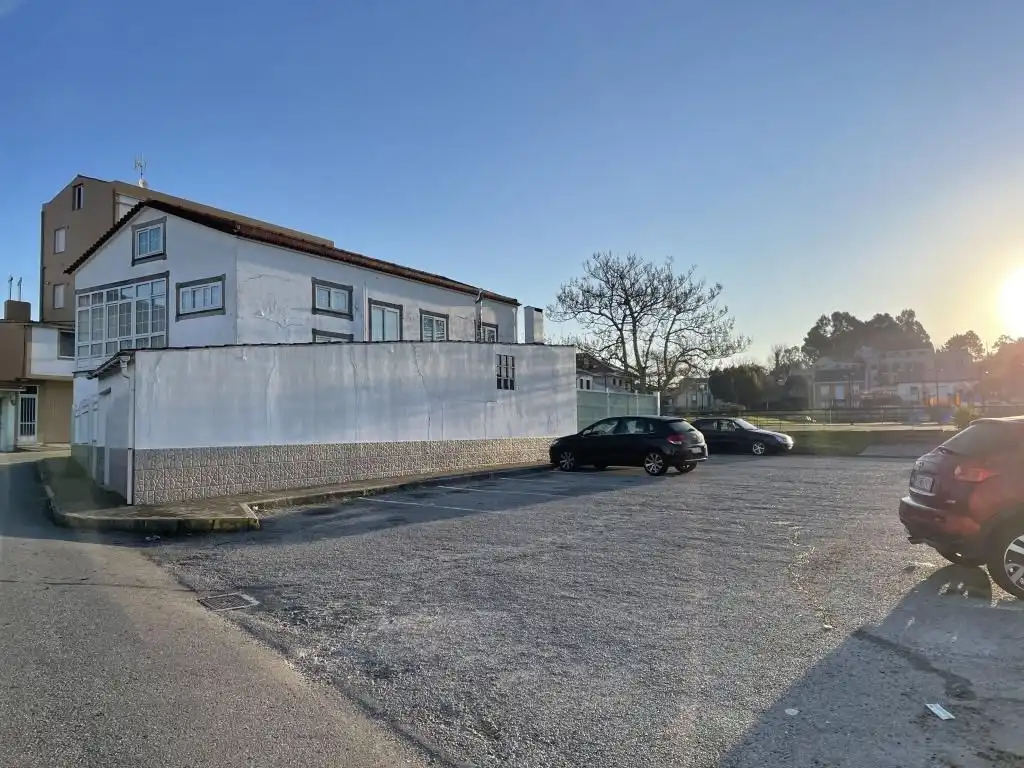 Casa con terraza en venta en Boiro, imagen 2