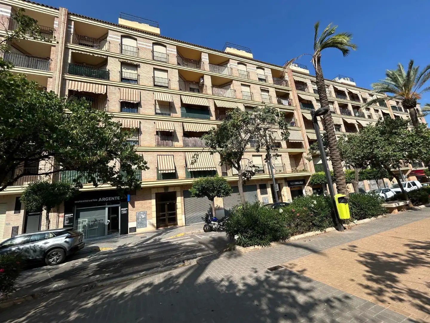 Local comercial en alquiler en Comare Pilar Martí Hernández 9, imagen 4